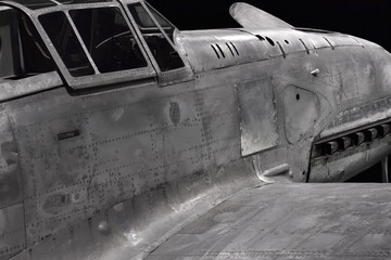 古いレシプロ戦闘機 Wall Mural Wallpaper Murals Josiah S 古いレシプロ戦闘機 Wall Mural Wallpaper Murals Josiah S