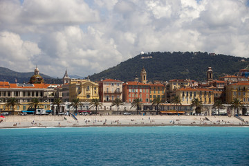 Francia,Costa Azzuurra, Nizza, la città vista dal mare.