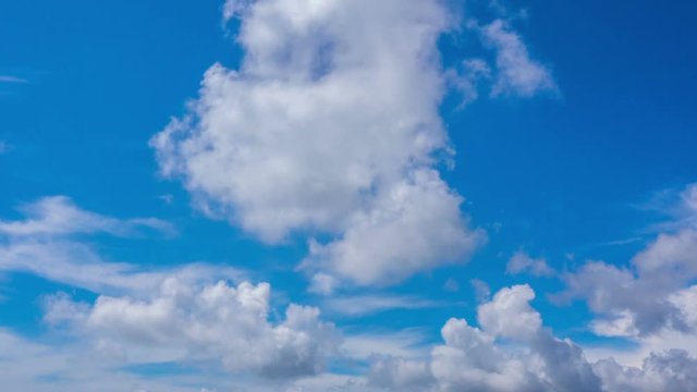 Clouds fly across the sky. timelapse