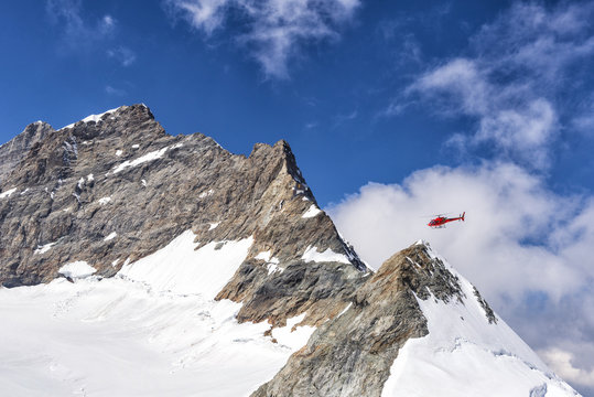 Switzerland - Helicopter Mountain Tour Across Snow Peaked Summits