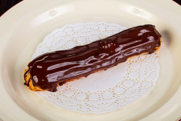 Eclair cake with chocolate
