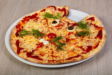 Kids pizza with cheese