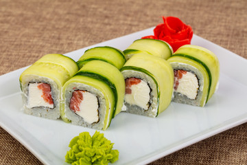 Japanese salmon roll