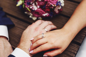 glossy wedding rings