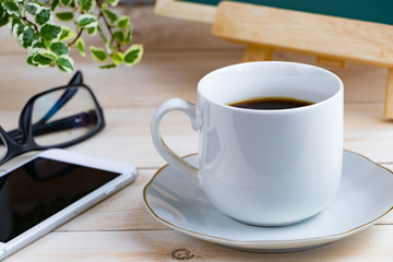 コーヒー　休憩　コーヒーブレーク　イメージ