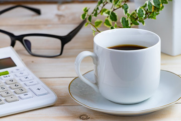 コーヒー　休憩　コーヒーブレーク　イメージ