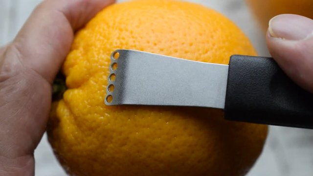 Silvana Comugnero &phi;&lambda;&omicron;ύ&delta;&alpha; &pi;&omicron;&rho;&tau;&omicron;&kappa;&alpha;&lambda;&iota;&omicron;ύ  orange peel Citron Lăm&acirc;ie Arancia buccia &eacute;corce video Coaja de lamaie レモンピール Arancio
