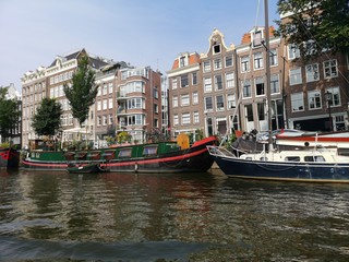 Hausboot in Amsterdam