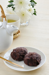 おはぎ　ぼたもち　菊の花

