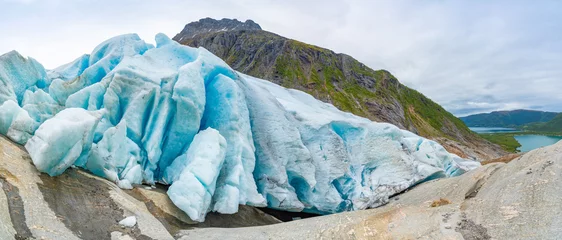 Plaid mouton avec motif Glaciers Une partie du glacier Svartisen en Norvège
