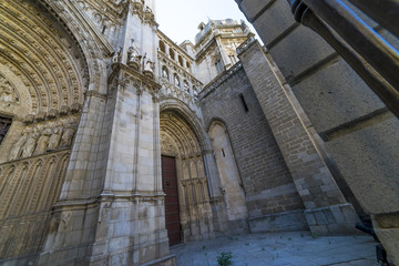 Obraz premium Toledo - Cathedral Primada Santa Maria de Toledo facade spanish church Gothic style
