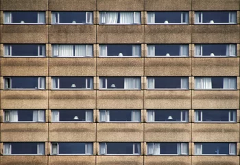 Gordijnen Facade of an apartment block in London © Laiotz