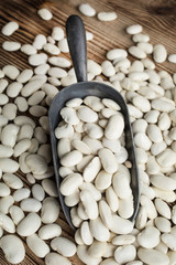 Dried white bean.