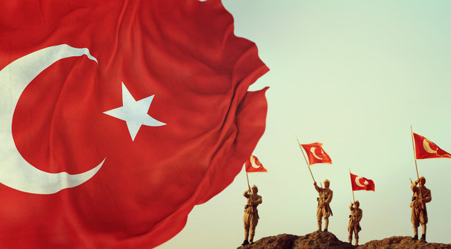 T&uuml;rkiye, T&uuml;rk Bayrağı