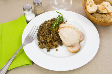 rôti de porc et lentilles