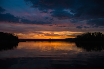 Fototapeta na wymiar Sunset over Cherokee Lake, Tennessee