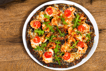 Pizza with prawns