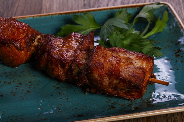 Beef skewer with sauce