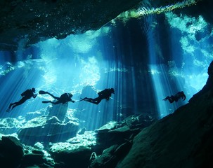Diving in cenote