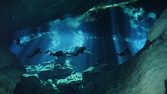 Diving in cenote