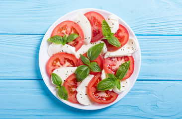 Caprese salad with mozzarella