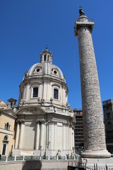 Obraz premium Church Santissimo Nome di Maria al Foro Traiano and Trajan's Column in Rome, Italy 