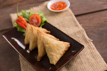 samosa or sambusa