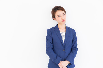 怒る女性　ビジネス