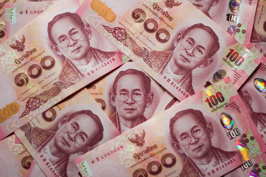 100 baht Thai banknote