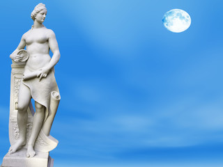 Obraz premium Allegorical statues about admiralty on a sky background