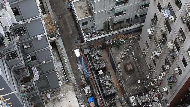 THE HONG KONG DIRTY BUILDINGS