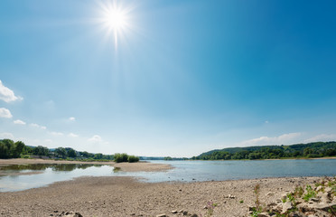  Low water level in the dried-out riverbed of the river Rhine, North Rhine-Westphalia, Germany