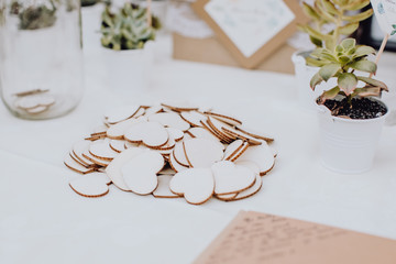 Coeur pour décorer le mariage 