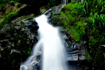 Fototapeta na wymiar Sweet Waterfall