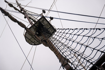 Sailing ship pole © VJ