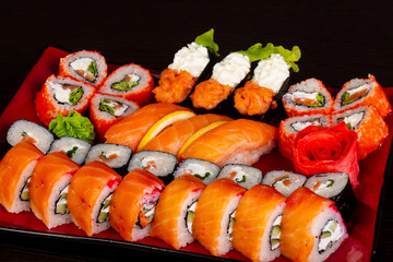 Japanese roll set