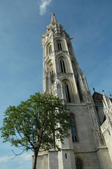 Clocher de l'église Matthias à Budapest, capitale de la Hongrie.