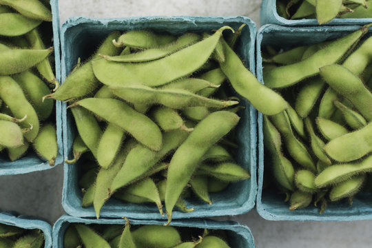 Whole edamame soybeans