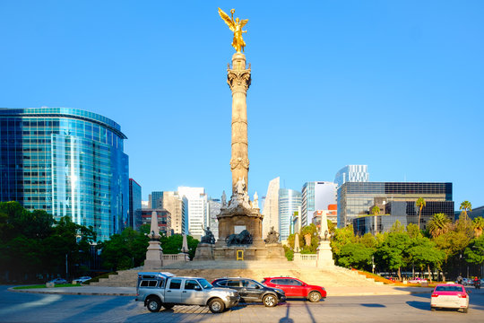 The Angel of Independence at Paseo de la Reforma in Mexico City