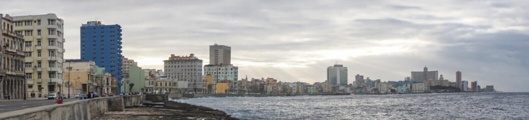 Fototapeta premium buildings near the beach, beautiful day with few clouds