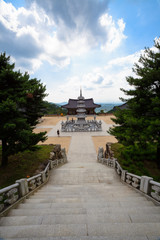 Fototapeta na wymiar stairs of Chukseosa Temple
