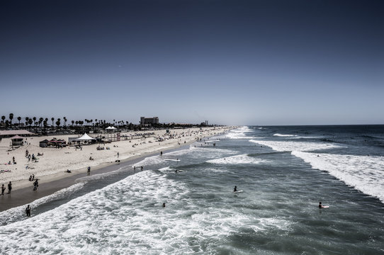Huntington Beach in Californien vom Peer fotografiert