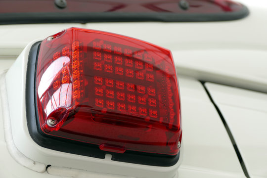 赤色灯 Photos Royalty Free Images Graphics Vectors Videos Adobe Stock