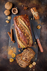 Homemade banana bread with walnut and cinnamon © vkuslandia