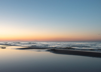 Fototapeta na wymiar Sonnenuntergang und Meer
