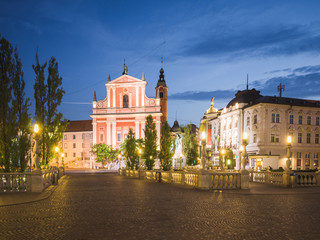 Fototapeta na wymiar Church of the Annunciation on the old town in Ljubljana, Slovenia