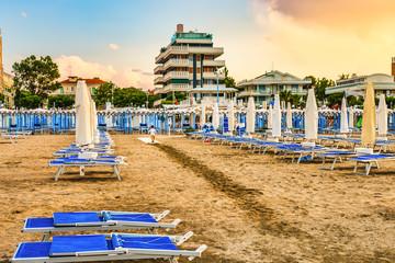 Fototapeta na wymiar resorts on sandy beach