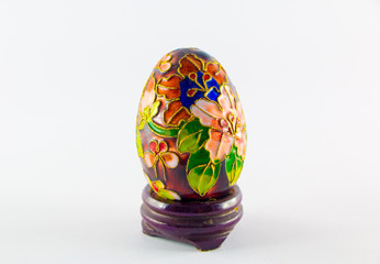 Figura de huevo multicolor decorativa