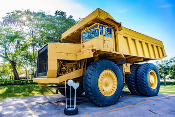 Fototapeta premium Yellow Mining Truck