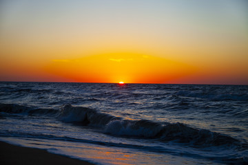 Obraz premium Beautiful sea at sunset.